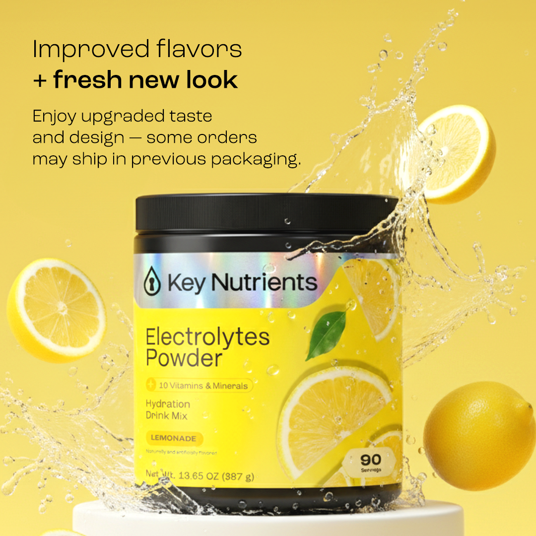 Electrolytes Powder tub with lemonade flavor and splashing water, plus lemon slices