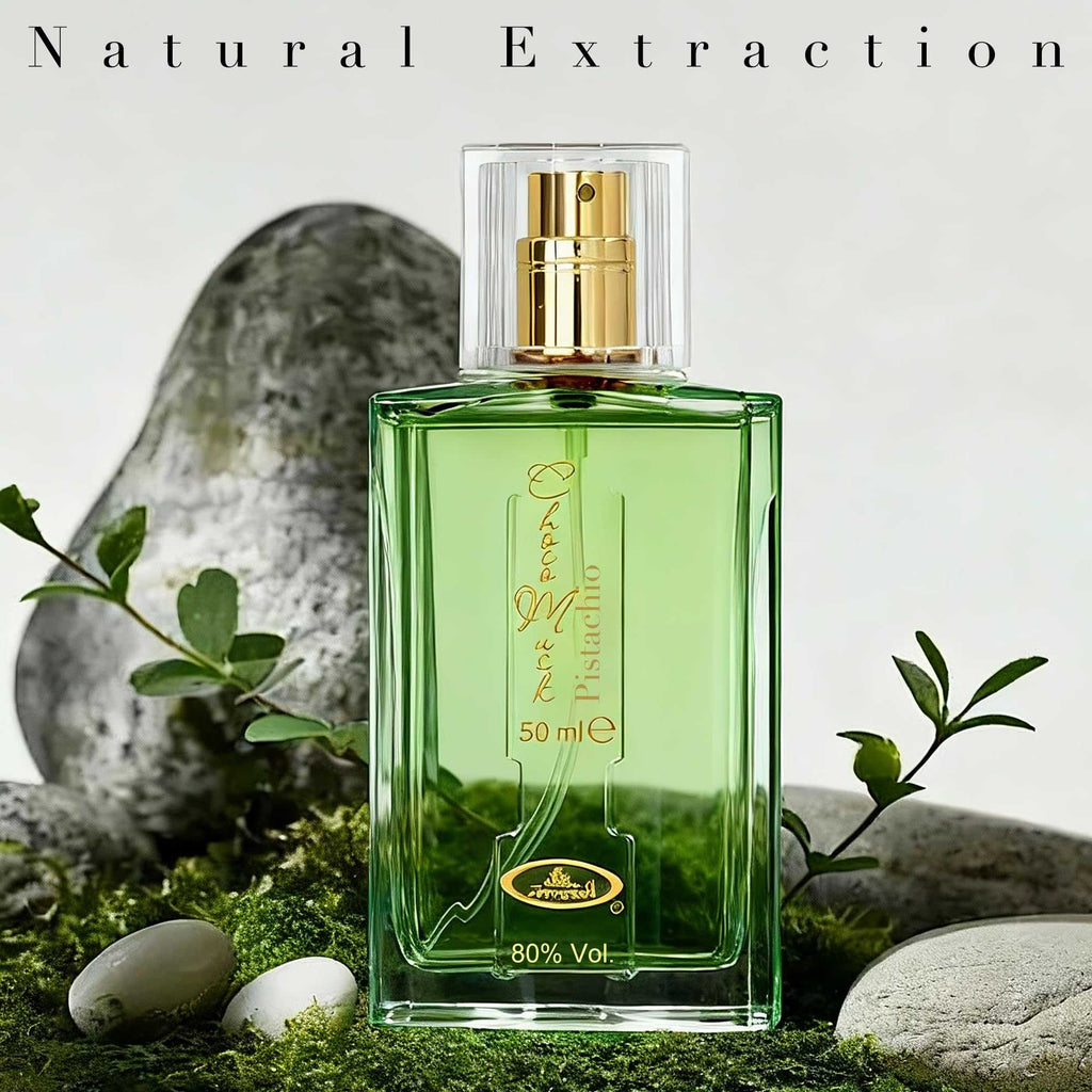 Choco Musk Pistachio men’s fragrance bottle, 50 ml, gold spray; green glass